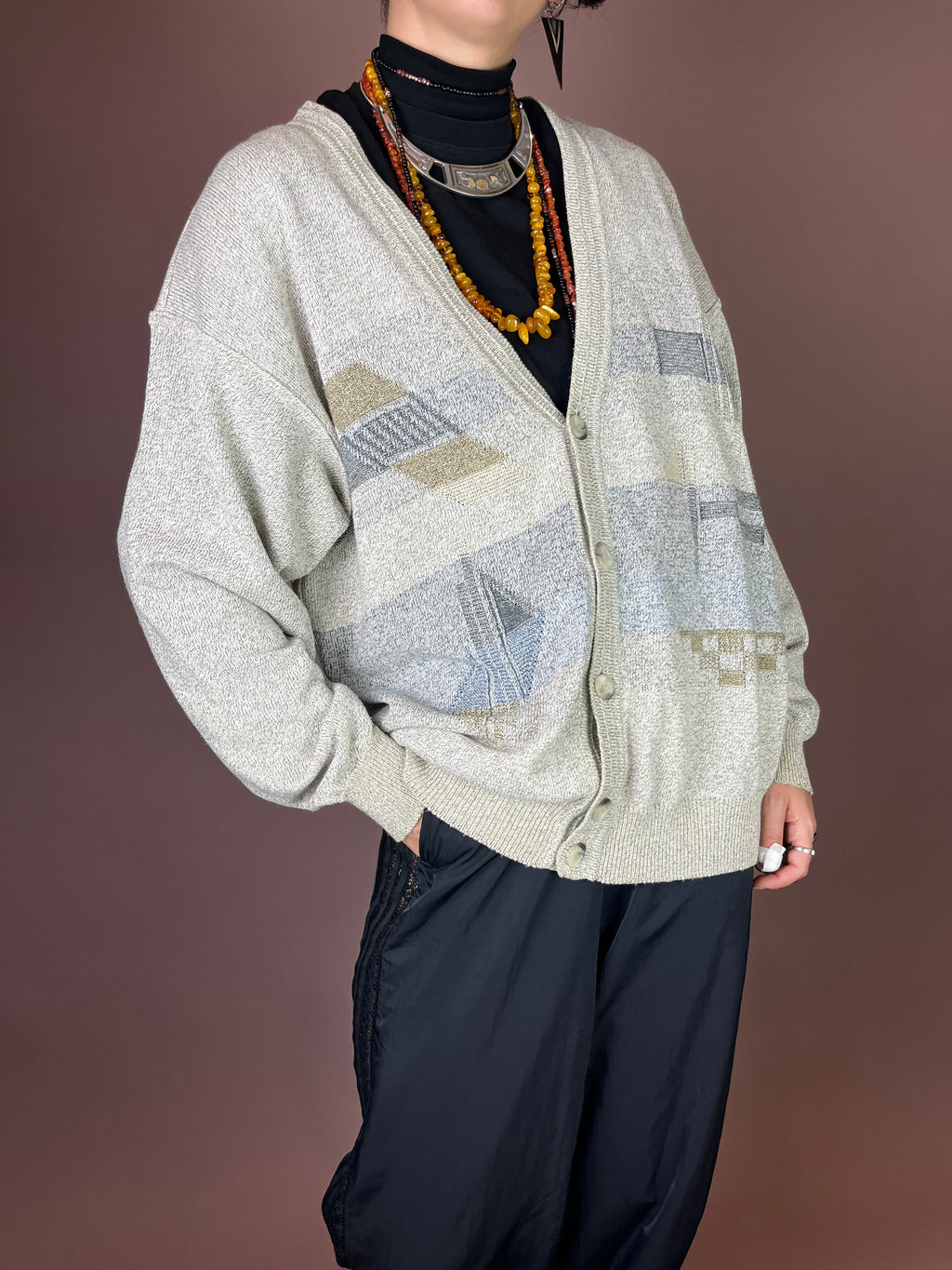 Cardigan mit grafischem Strickmuster in Beige Grau Gr. M
