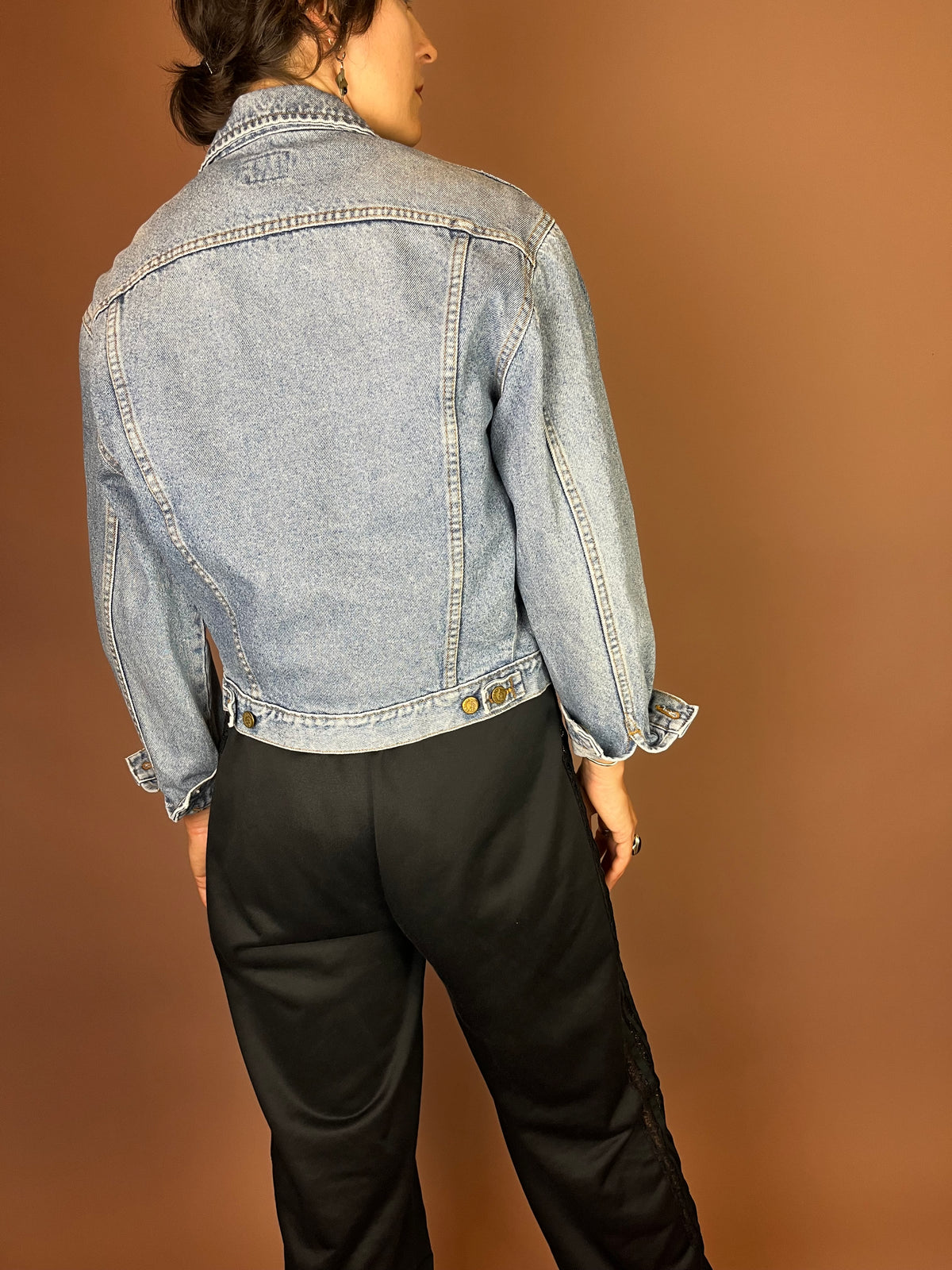 Klassische Lee Jeansjacke in Light Wash, kurz geschnitten Gr. 36