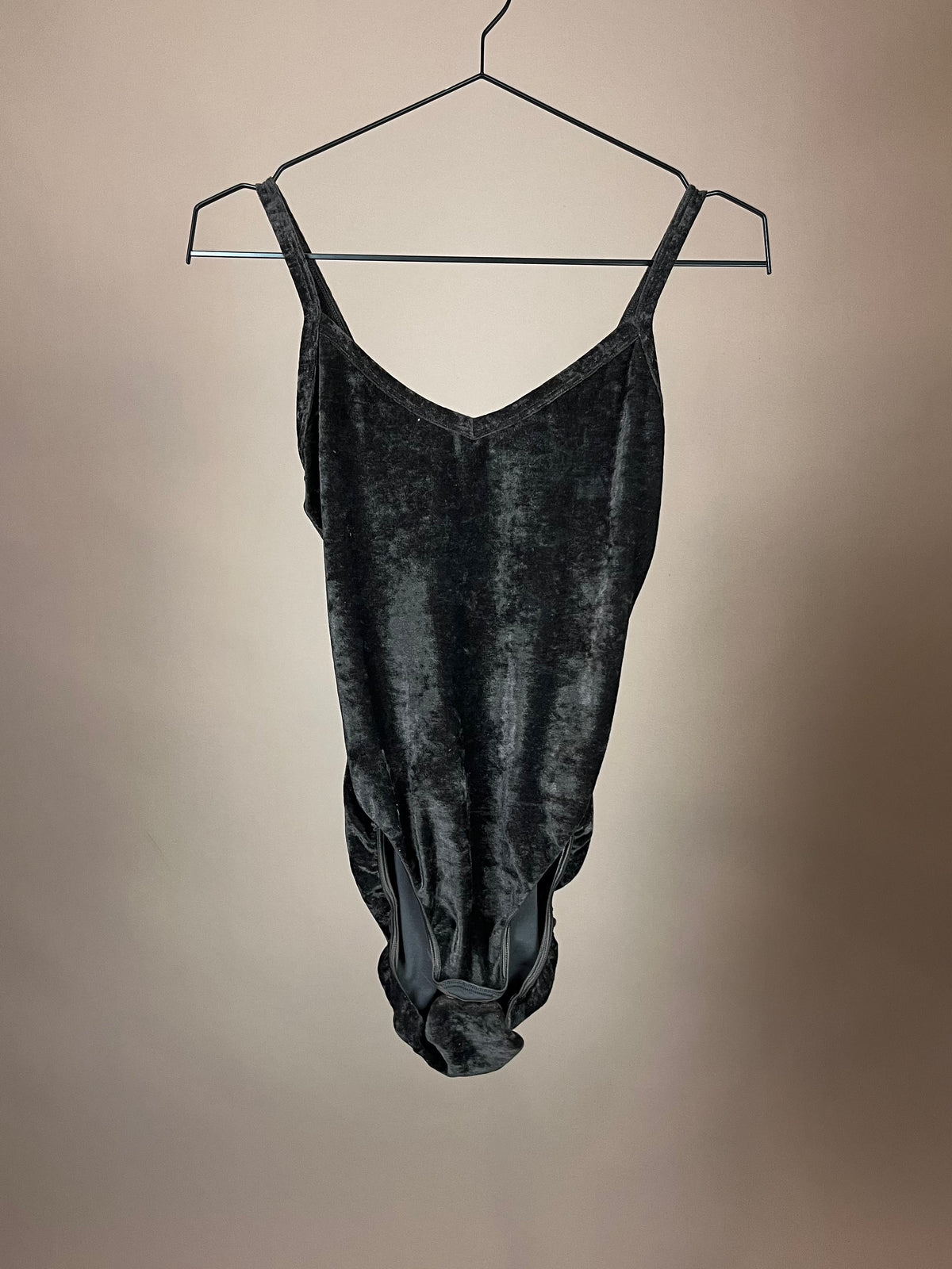 Body Samt Dunkelbraun Gr. 34