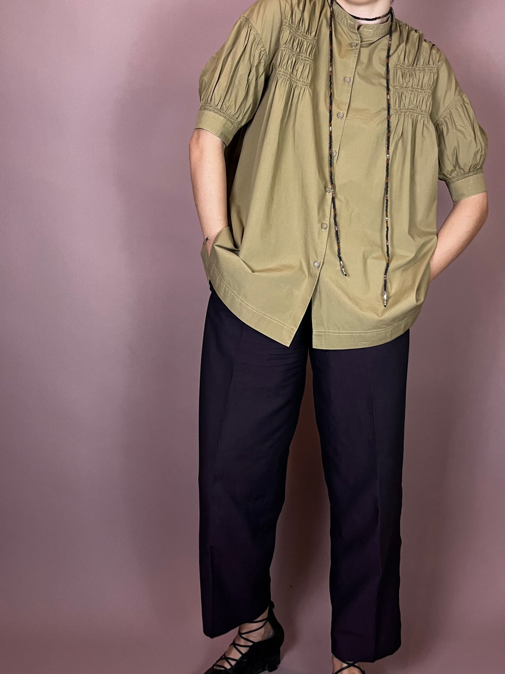 Bluse Khaki Kurzarm Raffung Gr. 36