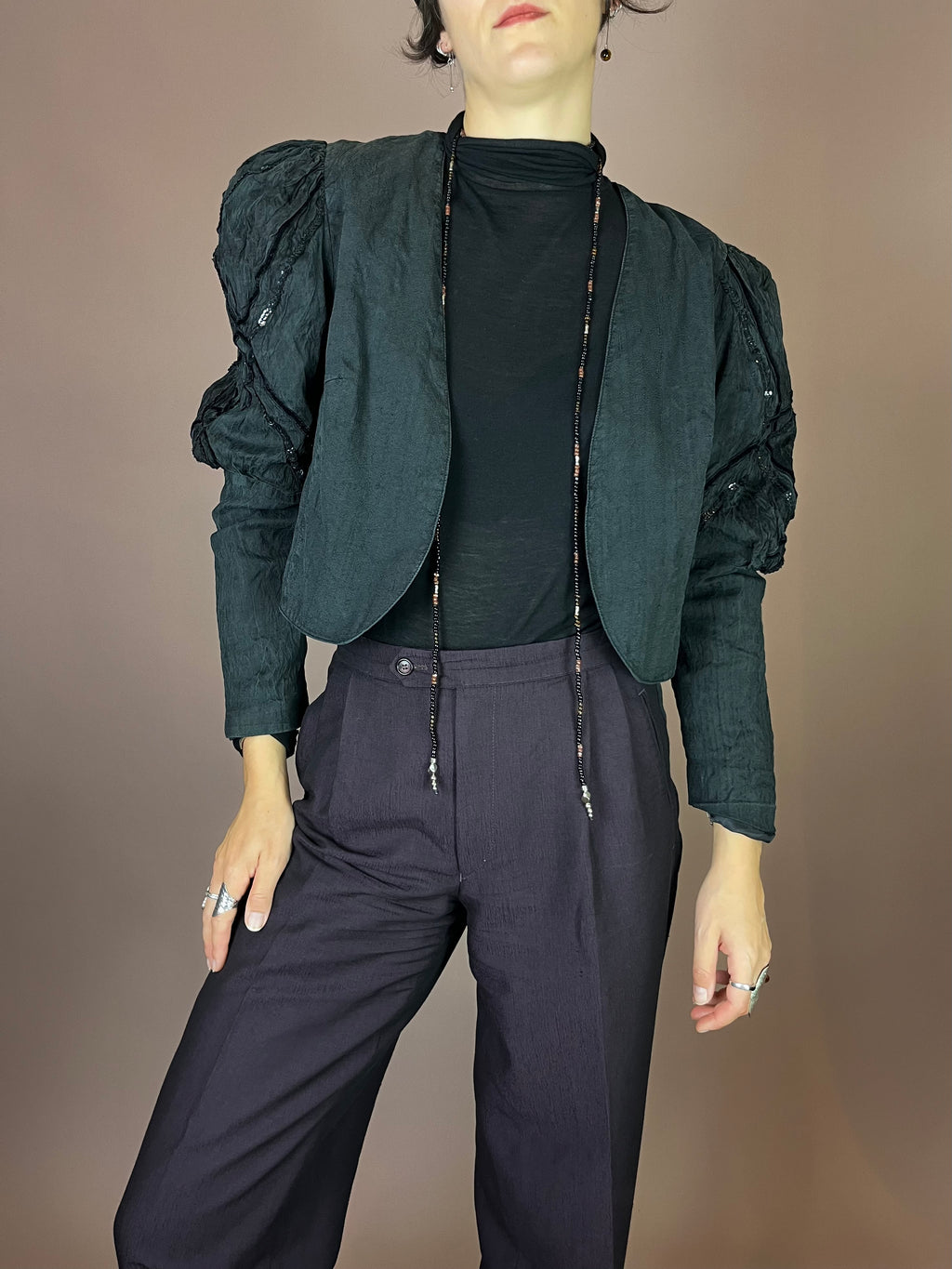 Bolero Blazer Seide Anthrazit Pailletten Puffärmel Gr. 38