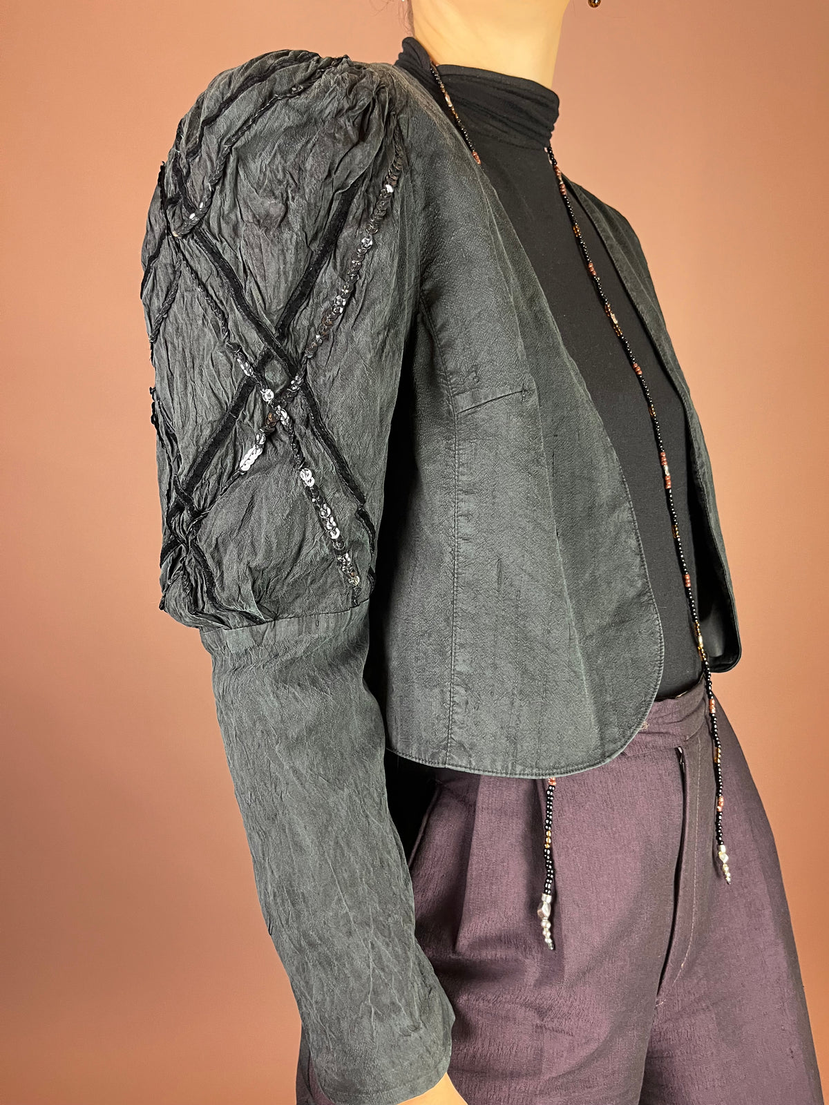 Bolero Blazer Seide Anthrazit Pailletten Puffärmel Gr. 38