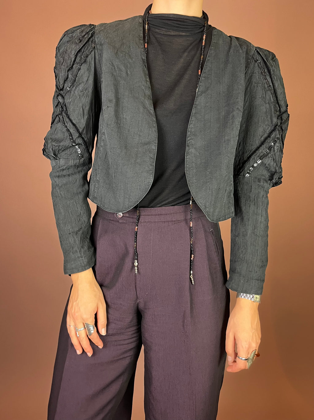 Bolero Blazer Seide Anthrazit Pailletten Puffärmel Gr. 38