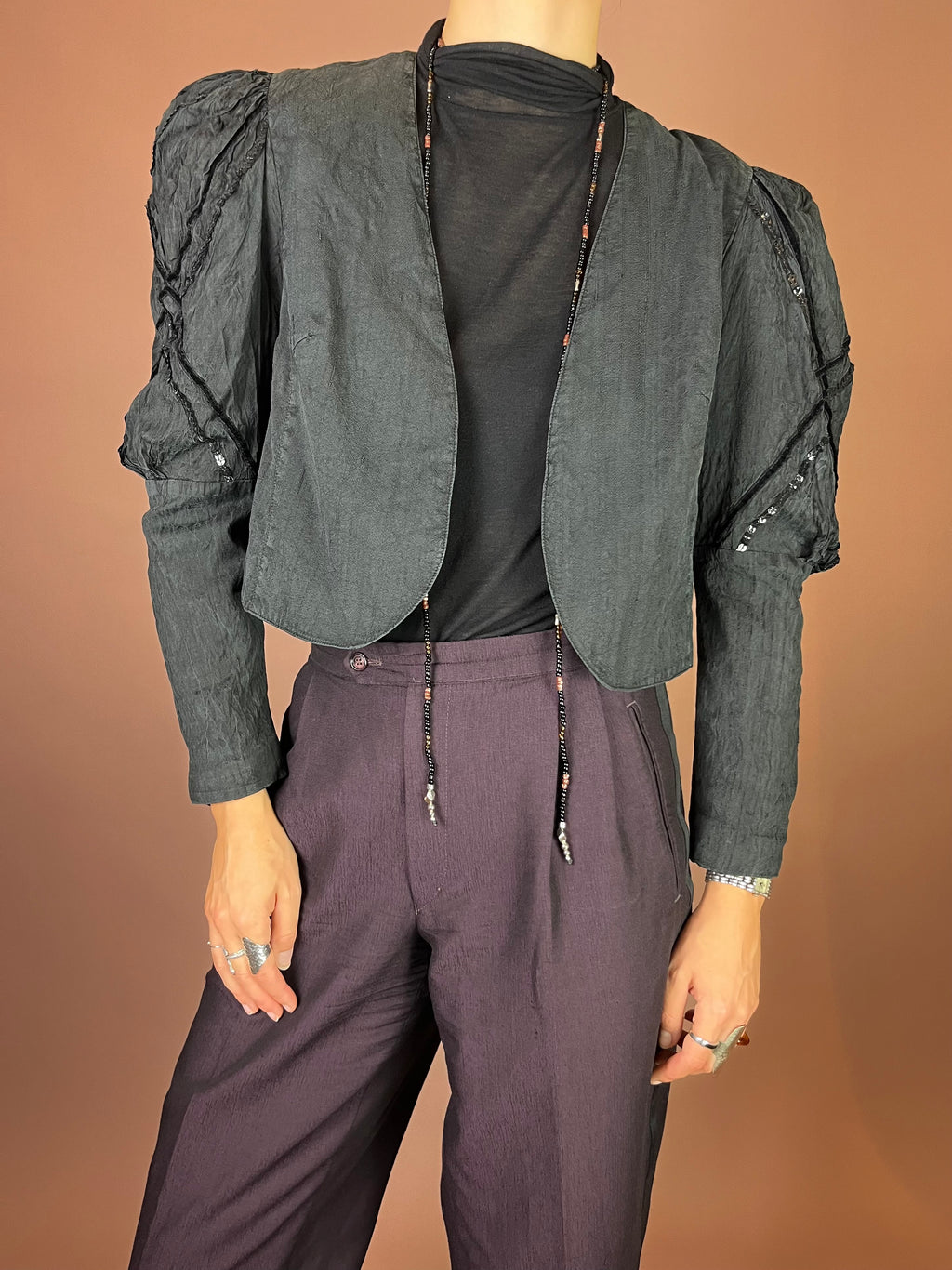 Bolero Blazer Seide Anthrazit Pailletten Puffärmel Gr. 38