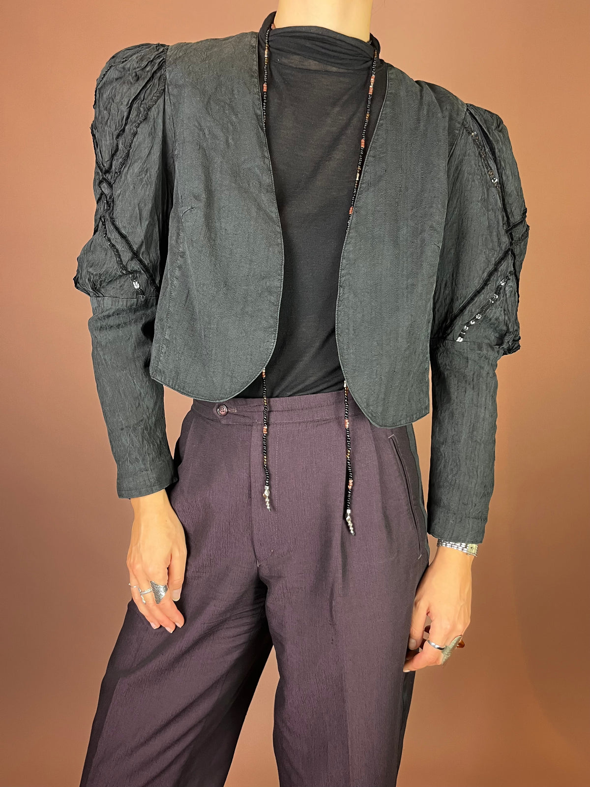 Bolero Blazer Seide Anthrazit Pailletten Puffärmel Gr. 38