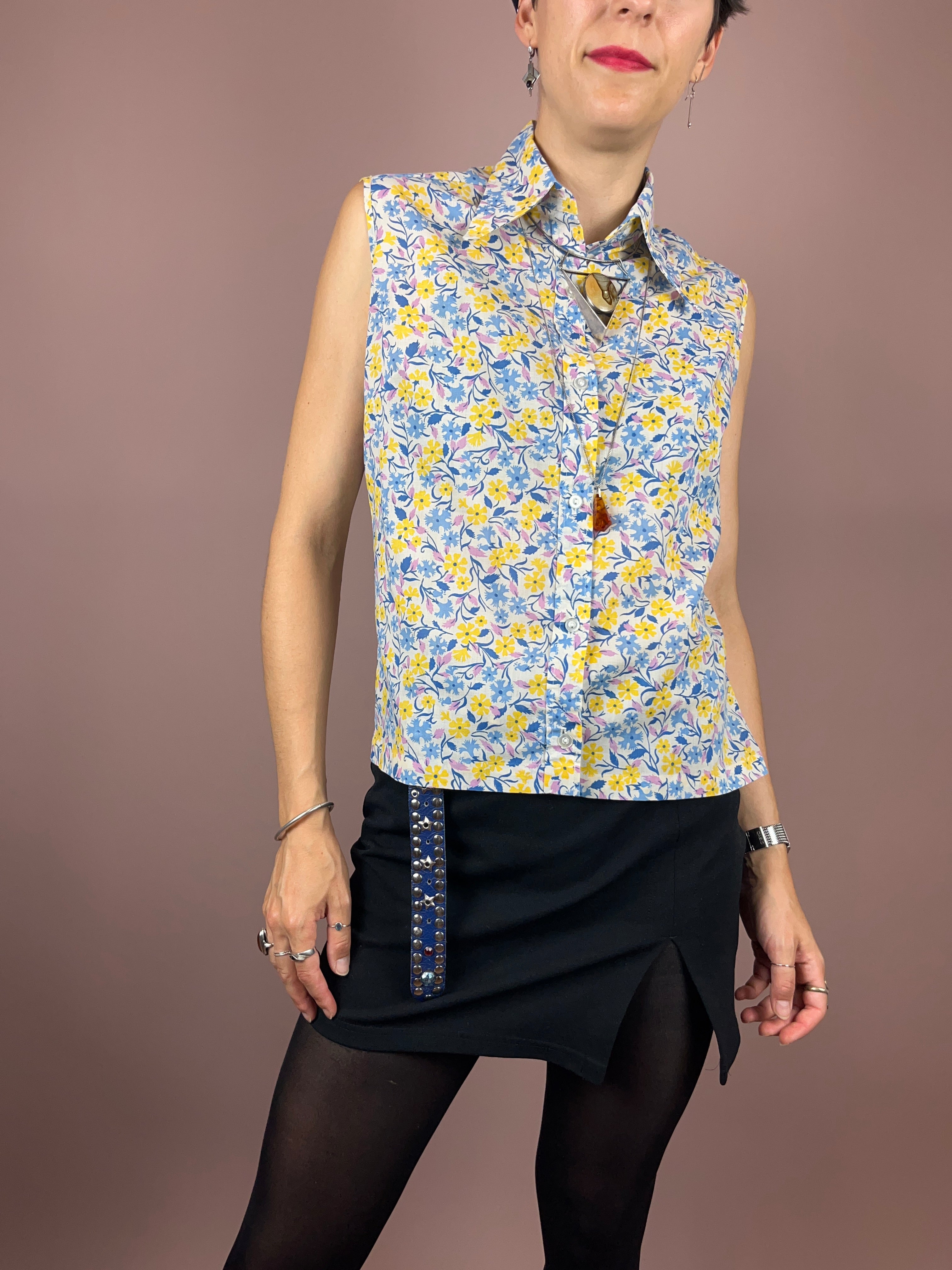 Short Blouse Little Flowers 70s Gr. 34/36
