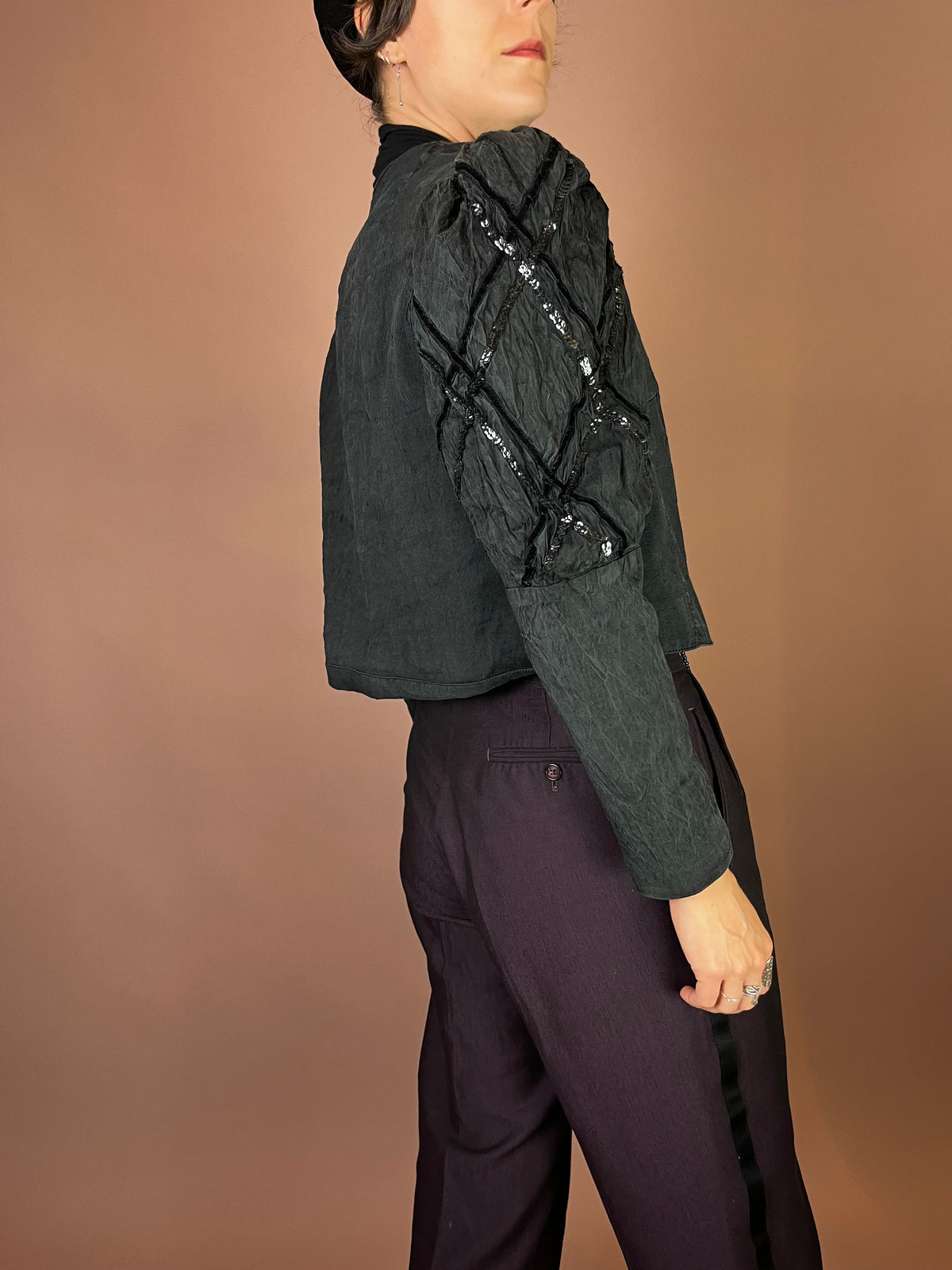 Bolero Blazer Seide Anthrazit Pailletten Puffärmel Gr. 38