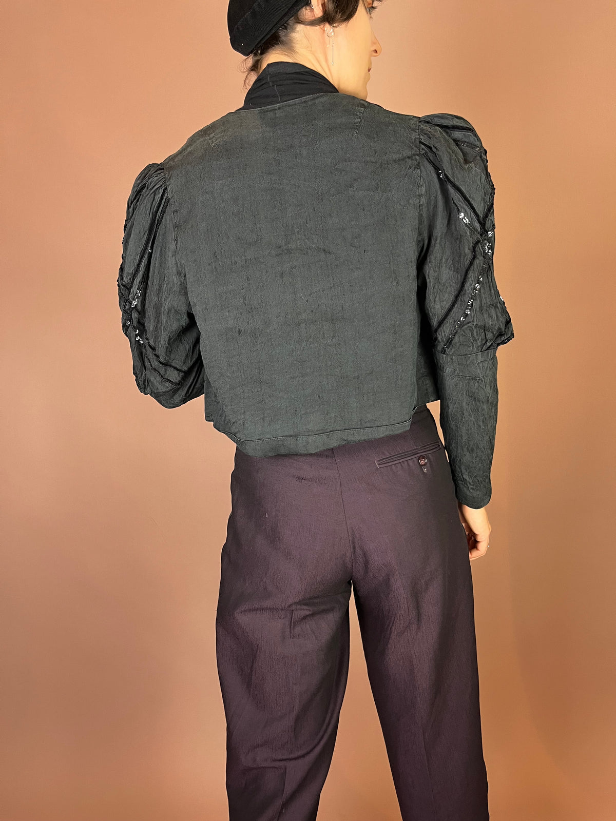 Bolero Blazer Seide Anthrazit Pailletten Puffärmel Gr. 38