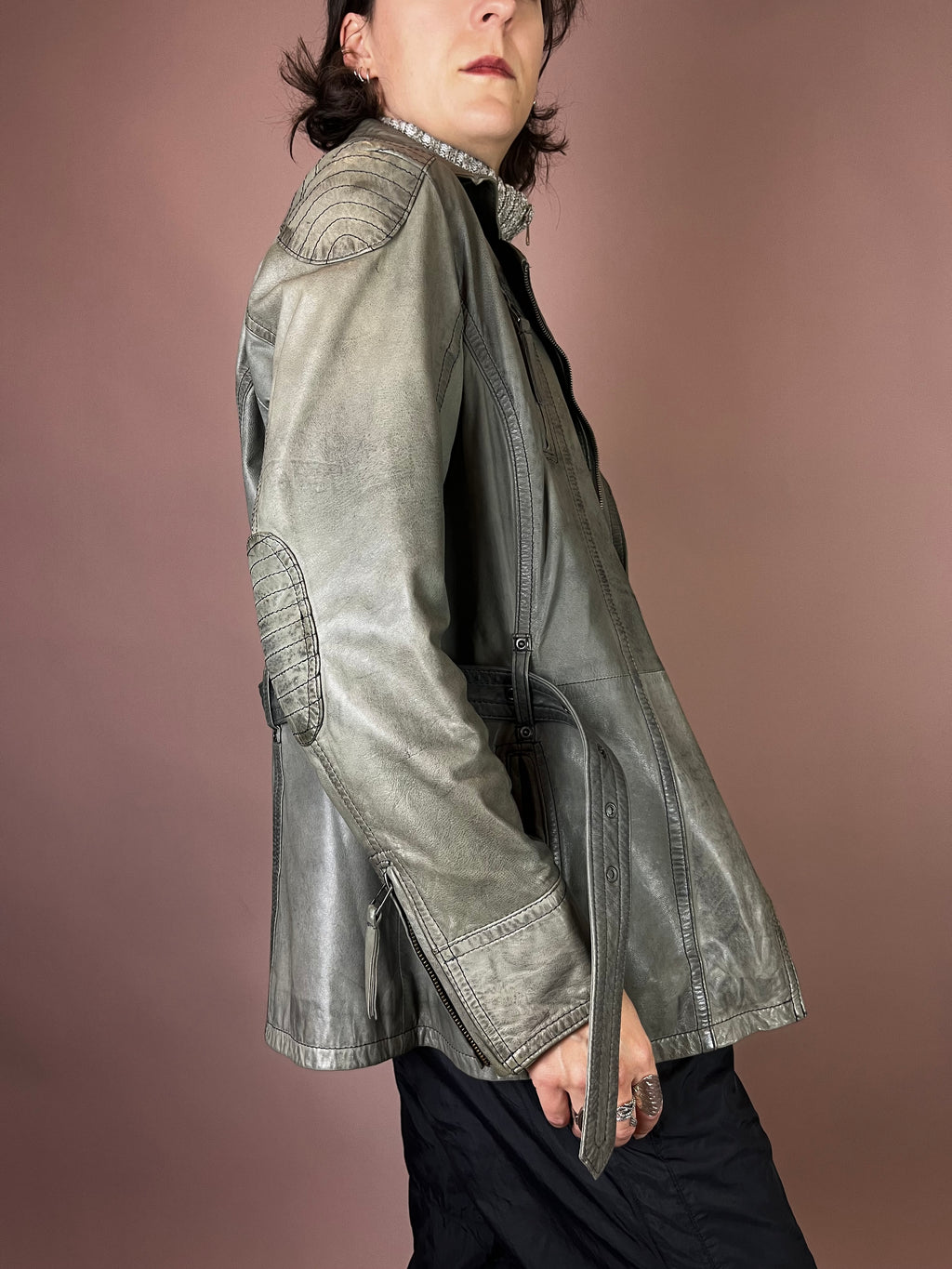 Lederjacke Grüngrau Biker Gürtel Gr. 38