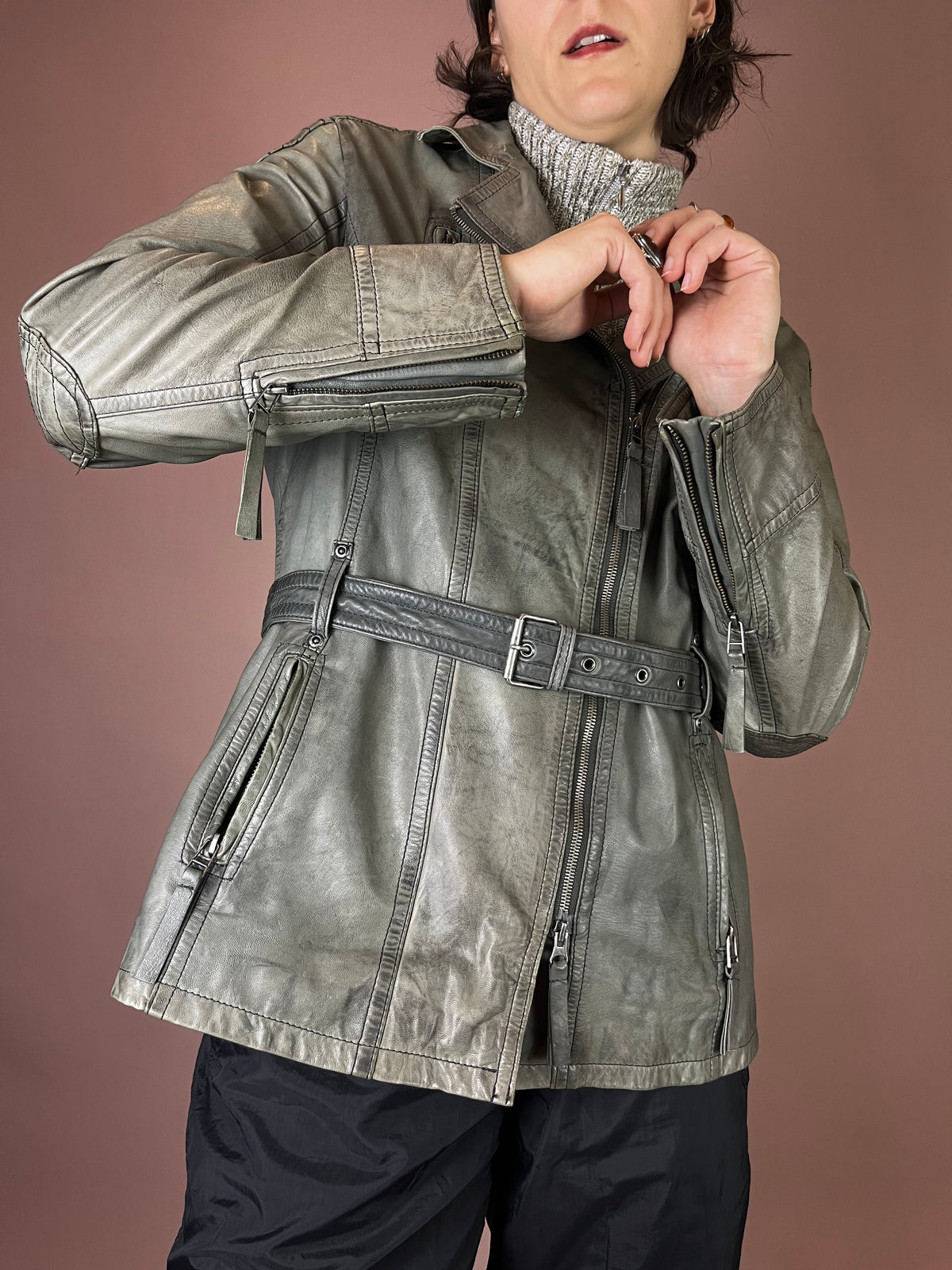 Lederjacke Grüngrau Biker Gürtel Gr. 38