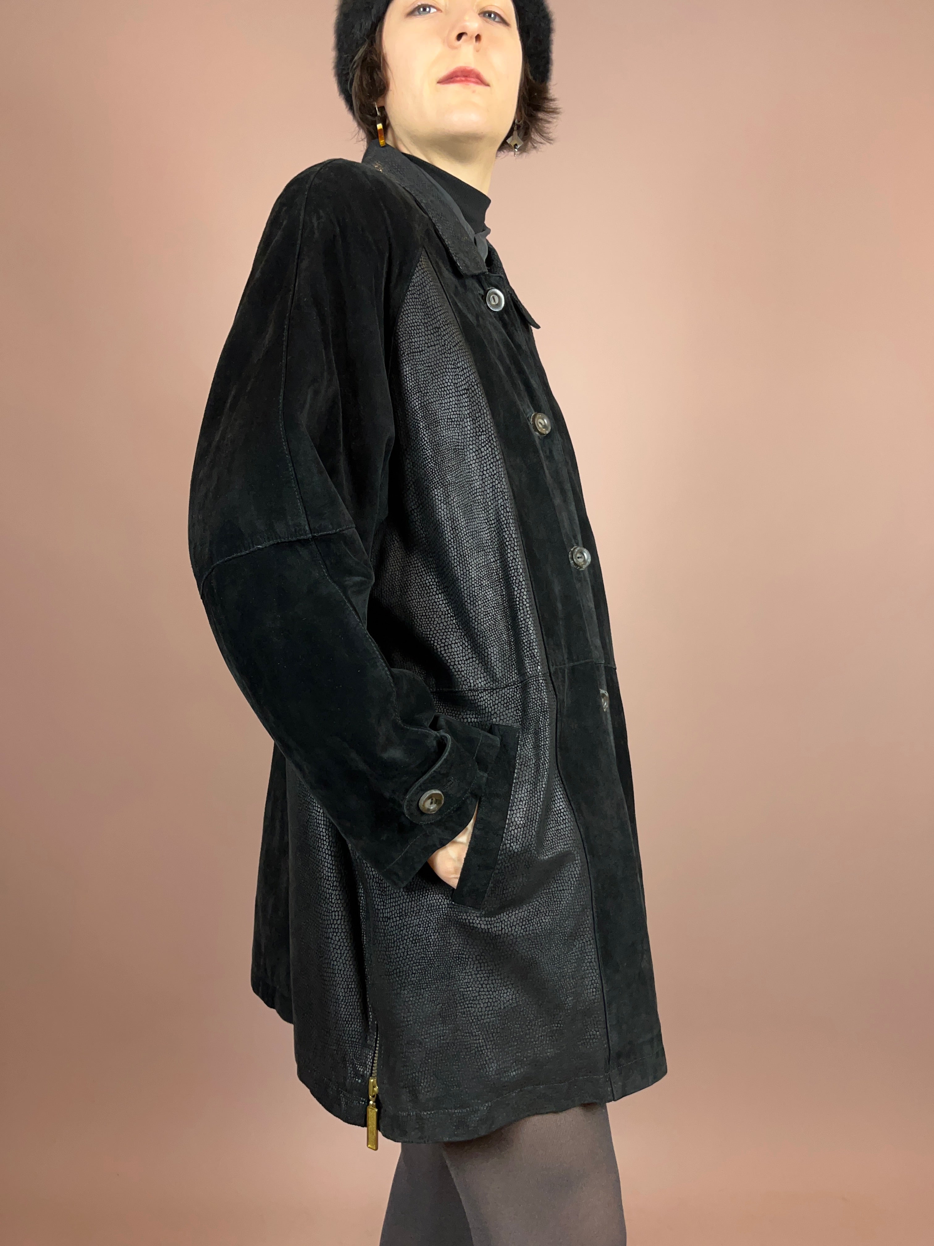 Kurzmantel Schwarz Leder Schlange Gr. 42
