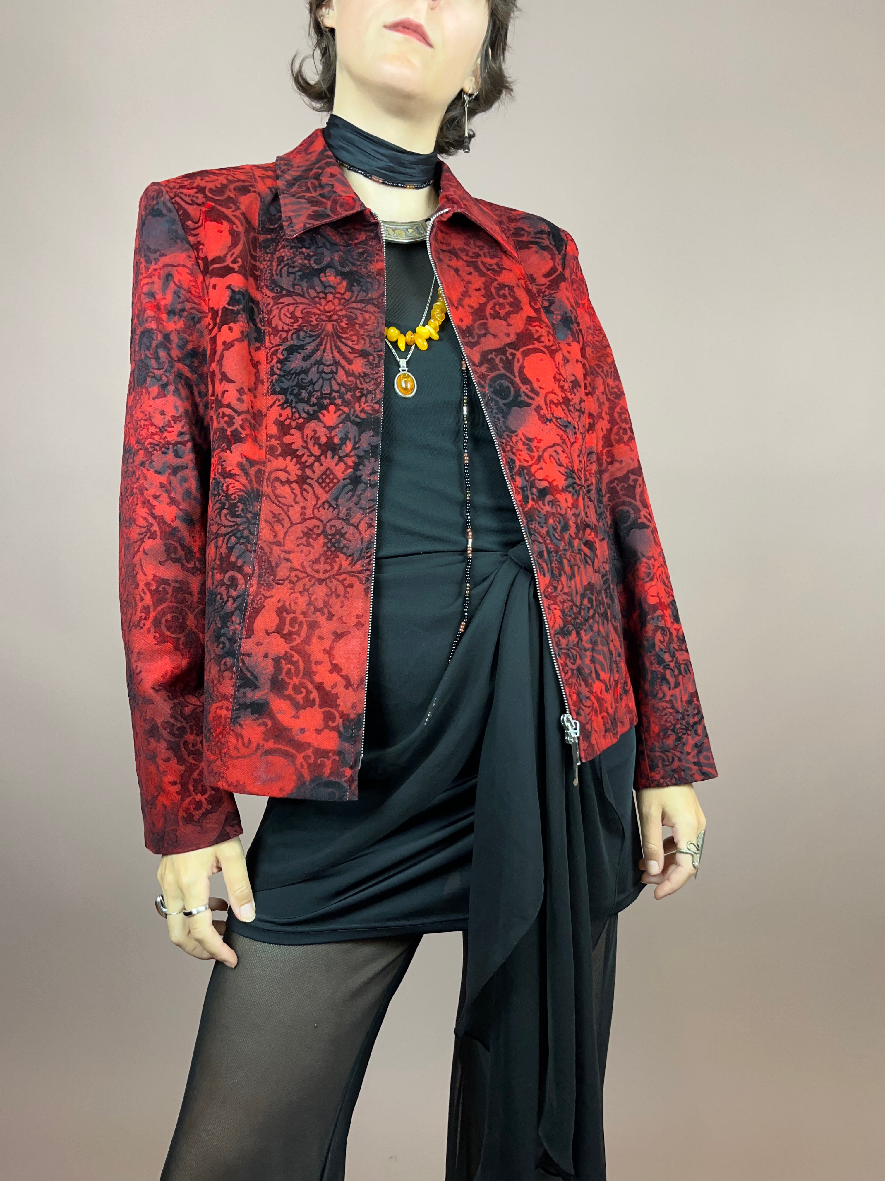 Jacke Rot Ornamente Samt Gr. 40