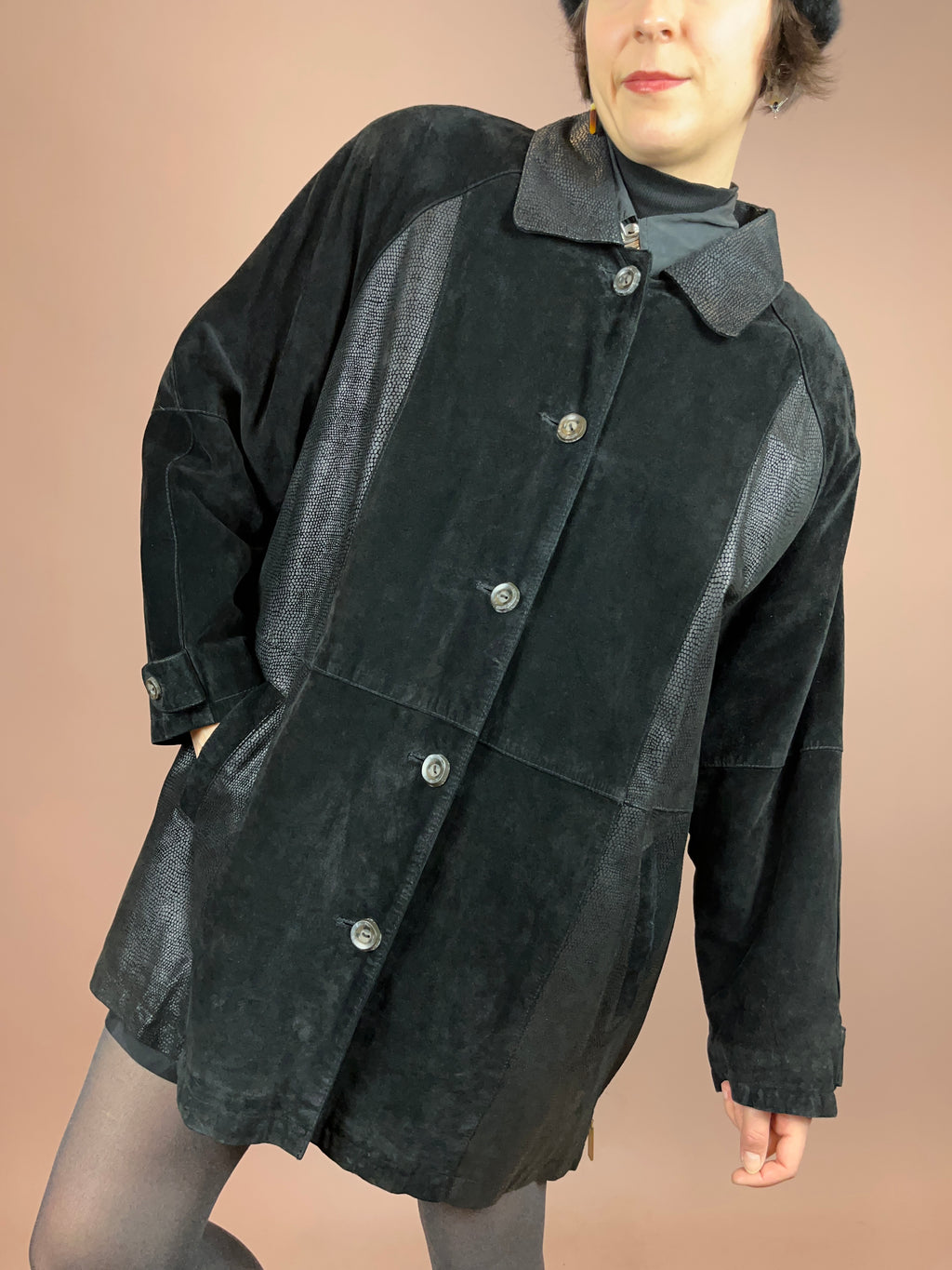 Kurzmantel Schwarz Leder Schlange Gr. 42
