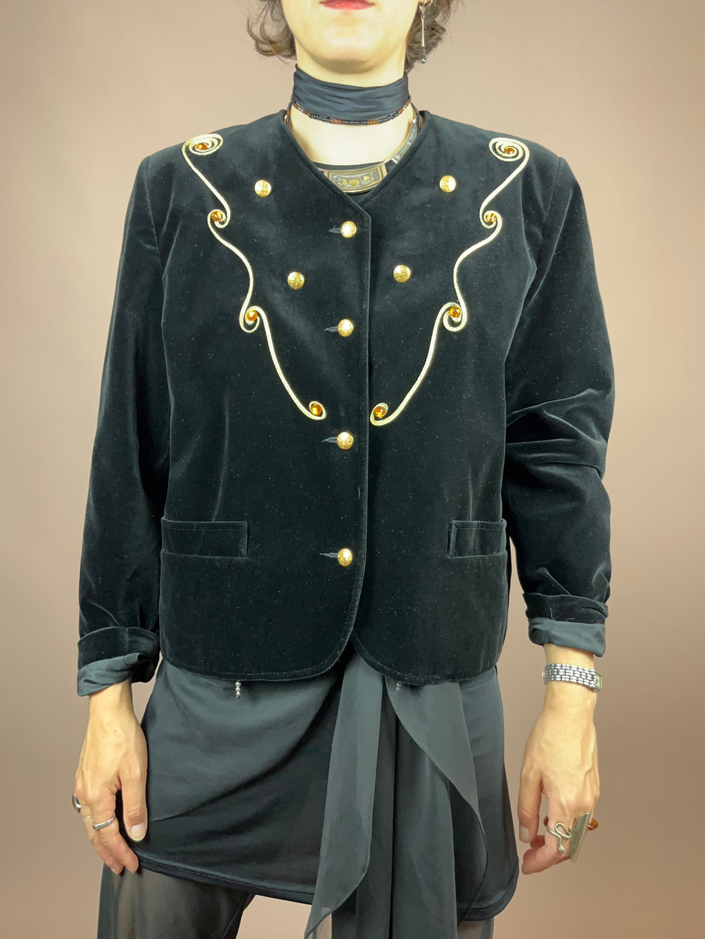 Blazer Samt mit goldenen Details Gr. 40