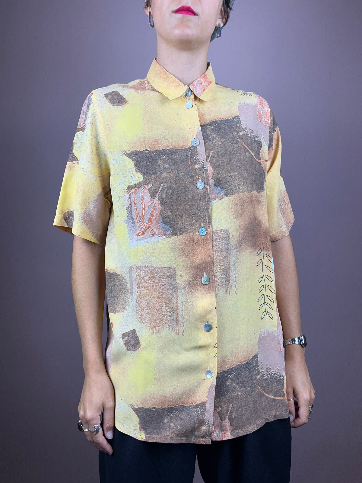 Shirt Yellow Pattern Leaves Gr. M